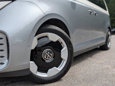 2025 Volkswagen ID. Buzz Pro S Plus