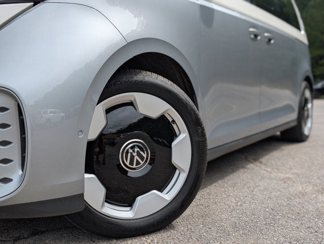 2025 Volkswagen ID. Buzz Pro S Plus