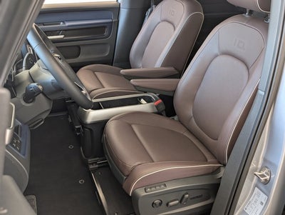 2025 Volkswagen ID. Buzz Pro S Plus