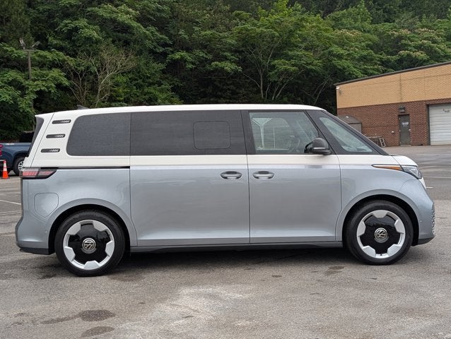 2025 Volkswagen ID. Buzz Pro S Plus