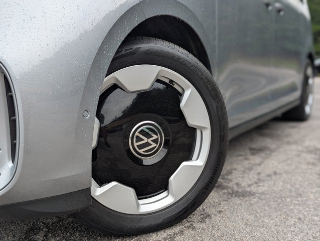 2025 Volkswagen ID. Buzz Pro S Plus