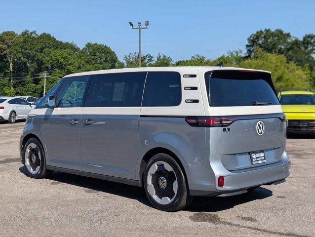 2025 Volkswagen ID. Buzz Pro S Plus