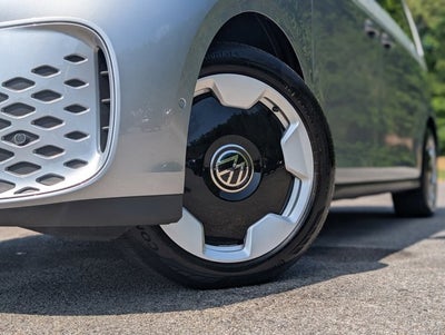 2025 Volkswagen ID. Buzz Pro S Plus