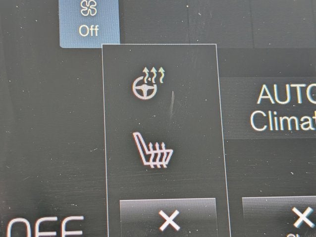 2021 Volvo XC40 Momentum