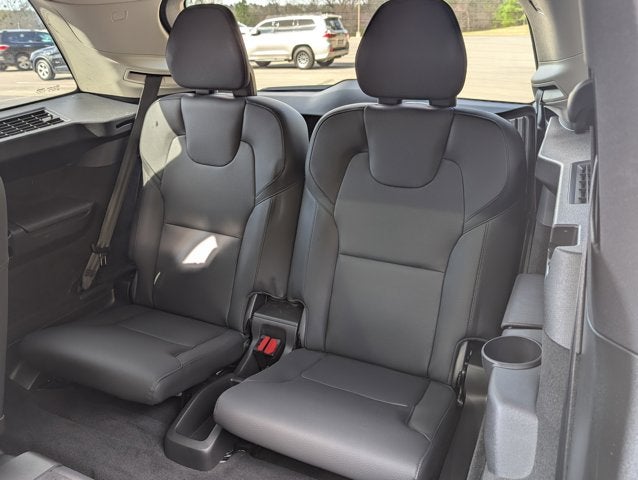 2024 Volvo XC90 Recharge Plug-In Hybrid Plus Bright Theme