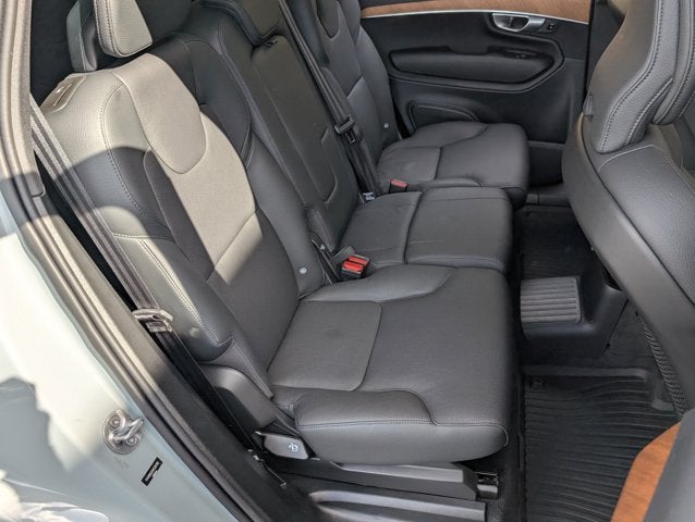 2024 Volvo XC90 Recharge Plug-In Hybrid Plus Bright Theme