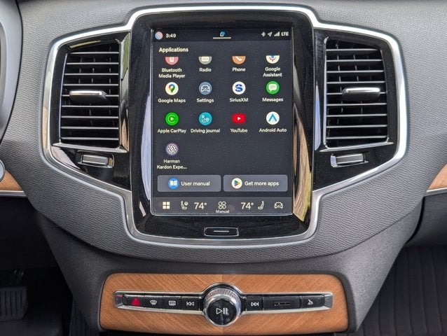 2024 Volvo XC90 Recharge Plug-In Hybrid Plus Bright Theme