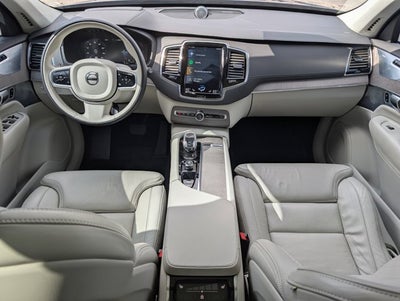 2022 Volvo XC90 Recharge Plug-In Hybrid Inscription