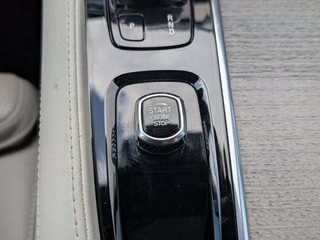 2022 Volvo XC90 Recharge Plug-In Hybrid Inscription