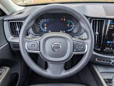 2023 Volvo XC60 Recharge Plug-In Hybrid Core Bright Theme
