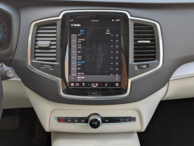 2023 Volvo XC90 Core