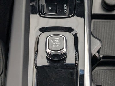 2024 Volvo XC60 Core Dark Theme