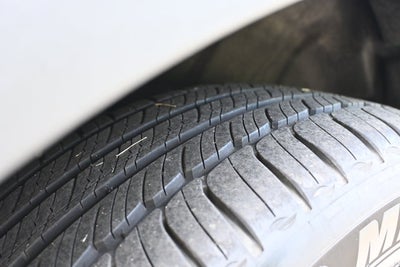 2025 Volvo XC40 Core Bright Theme