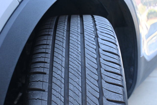 2025 Volvo XC40 Core Bright Theme