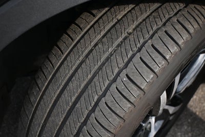 2025 Volvo XC40 Core Bright Theme