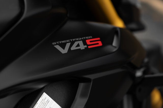 2024 DUCATI STREETFIGHTER V4S