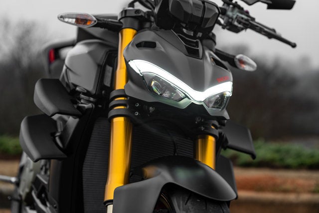 2024 DUCATI STREETFIGHTER V4S