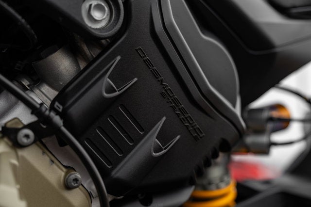 2024 DUCATI STREETFIGHTER V4S