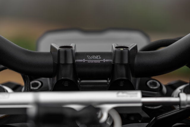 2024 DUCATI STREETFIGHTER V4S