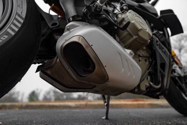 2024 DUCATI STREETFIGHTER V4S