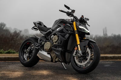 2024 DUCATI STREETFIGHTER V4S